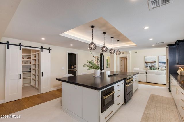 9220 N 83RD Street, Scottsdale, AZ 85258