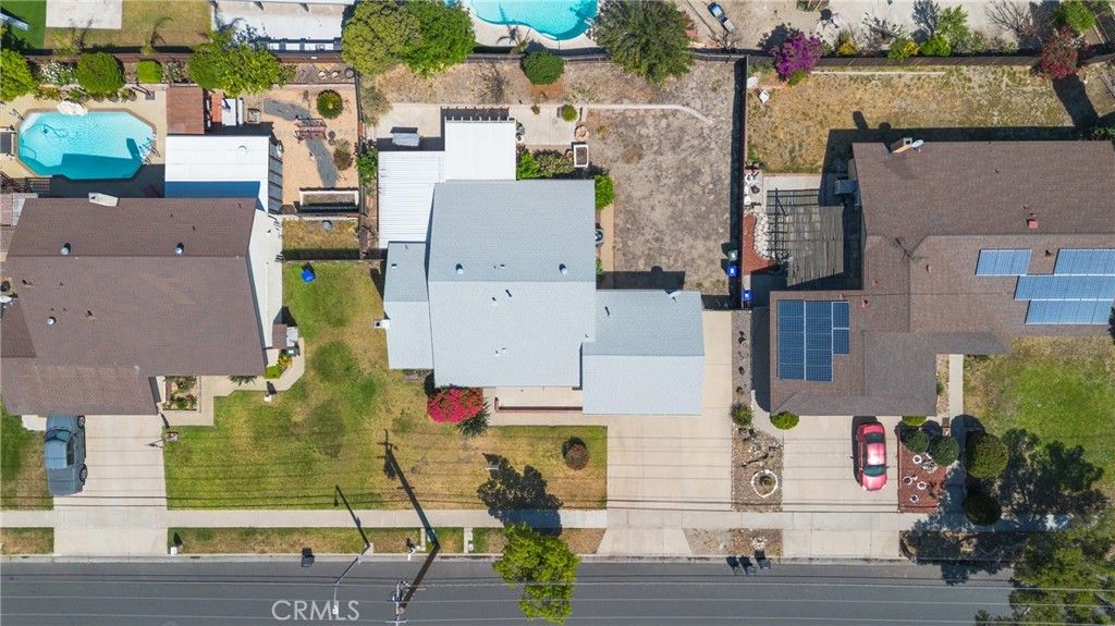 Image 6 of property listing at 366 Bohnert Avenue, Rialto, CA 92377