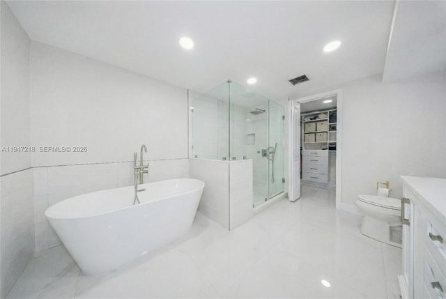 10731 SW 51st Dr, Miami, FL 33165