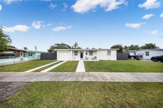10731 SW 51st Dr, Miami, FL 33165