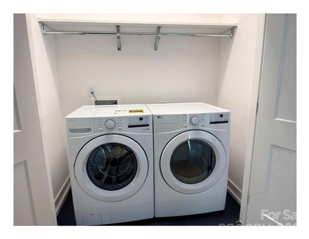 3926 Sarah Drive, Charlotte, NC 28217