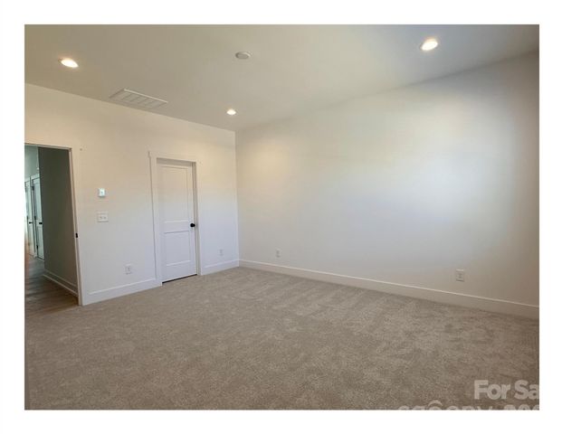 3926 Sarah Drive, Charlotte, NC 28217