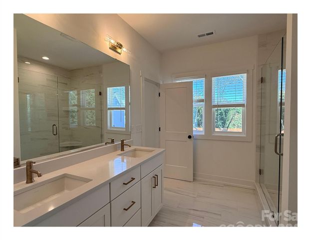 3926 Sarah Drive, Charlotte, NC 28217