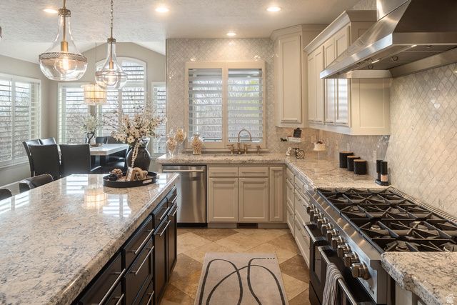 2068 S 140 W, Orem, UT 84058