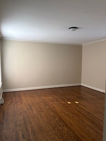 2903 Tyne Blvd, Nashville, TN 37215