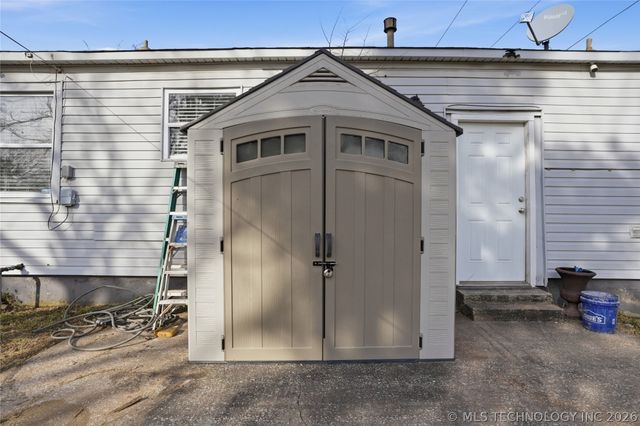 707 N 71st East Avenue, Tulsa, OK 74114