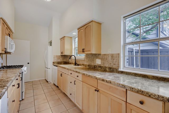 2307 Fyke Road, Carrollton, TX 75006