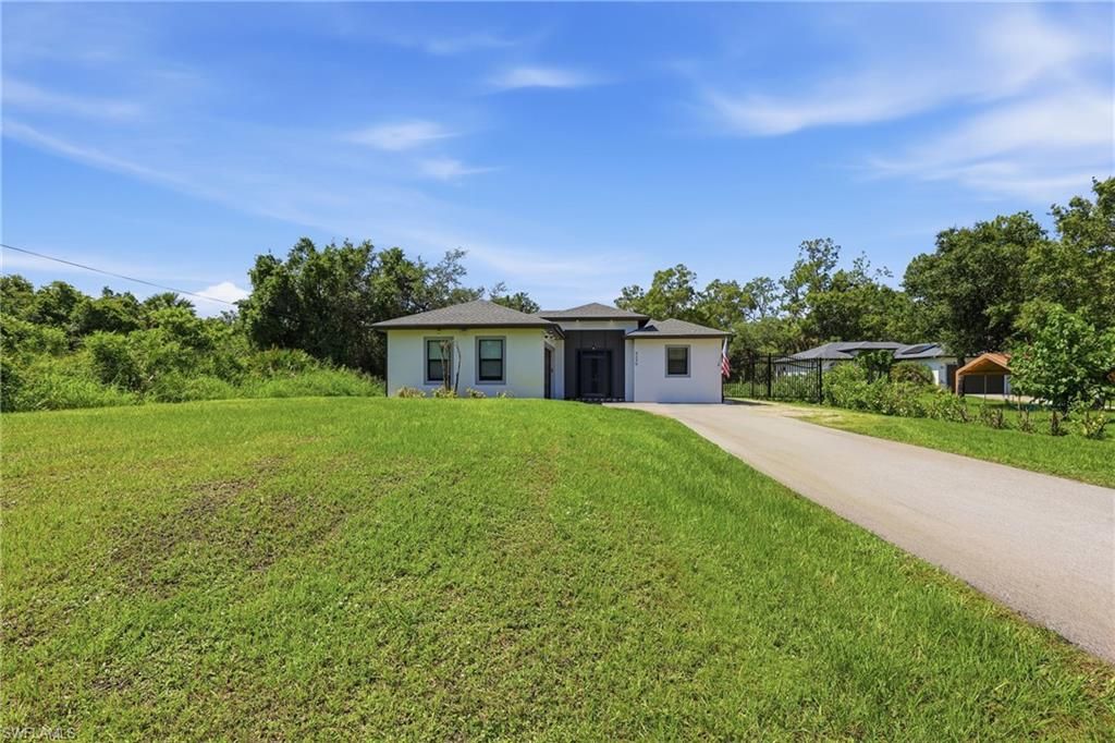 4236 16th AVE SE, NAPLES, FL 34117 — photo 2