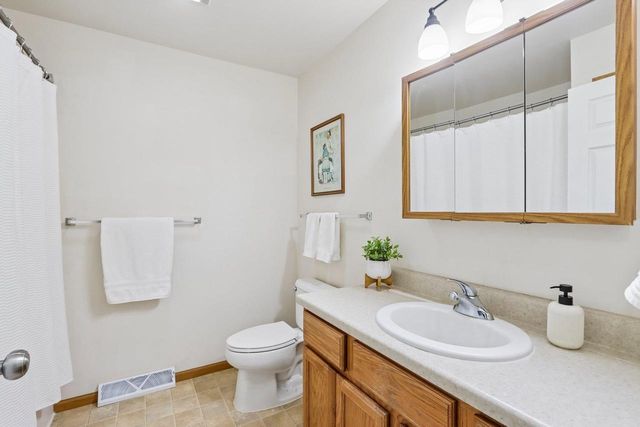 5209 Brandenburg Way, Madison, WI 53718