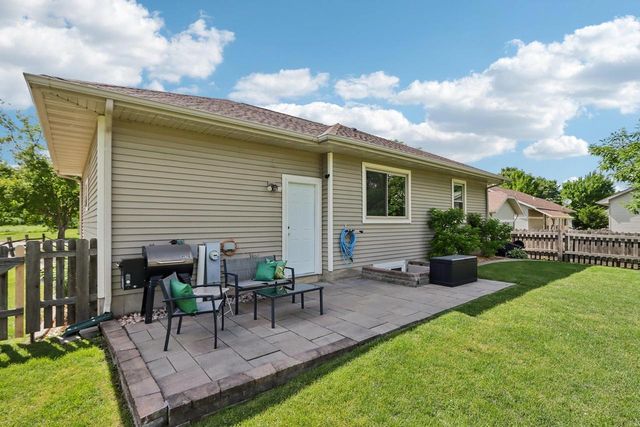 5209 Brandenburg Way, Madison, WI 53718