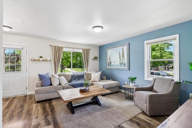5209 Brandenburg Way, Madison, WI 53718