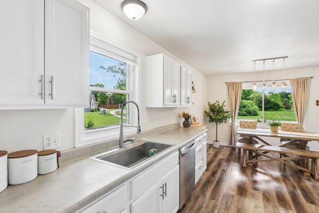 5209 Brandenburg Way, Madison, WI 53718