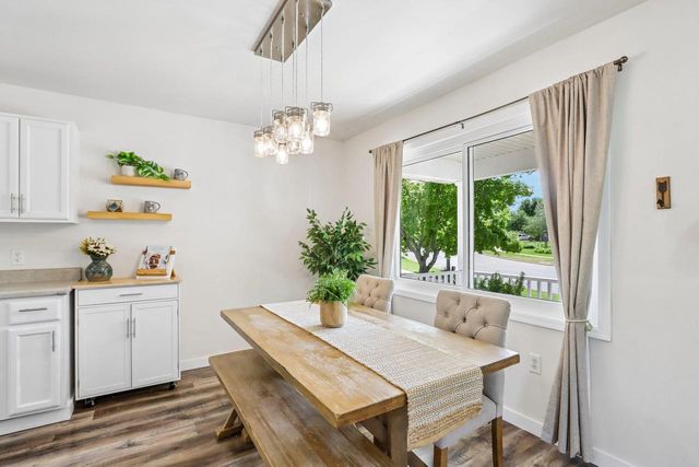 5209 Brandenburg Way, Madison, WI 53718