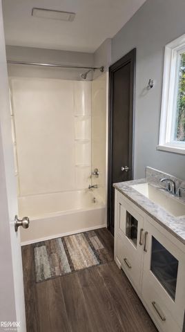 21707 Timberidge Street, St Clair Shores, MI 48082