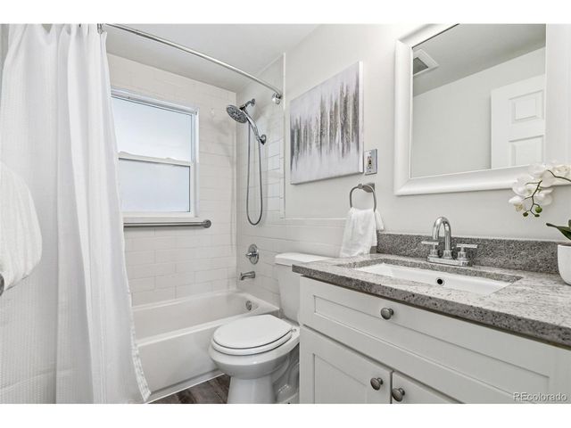 1109 Grant St, Longmont, CO 80501