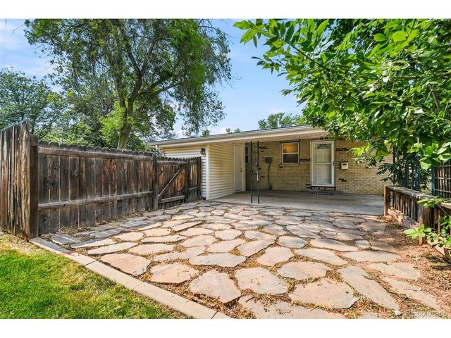 1109 Grant St, Longmont, CO 80501