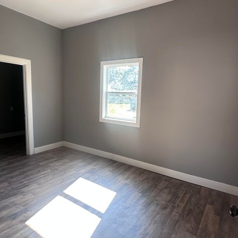 508 3rd Street, Monett, MO 65708