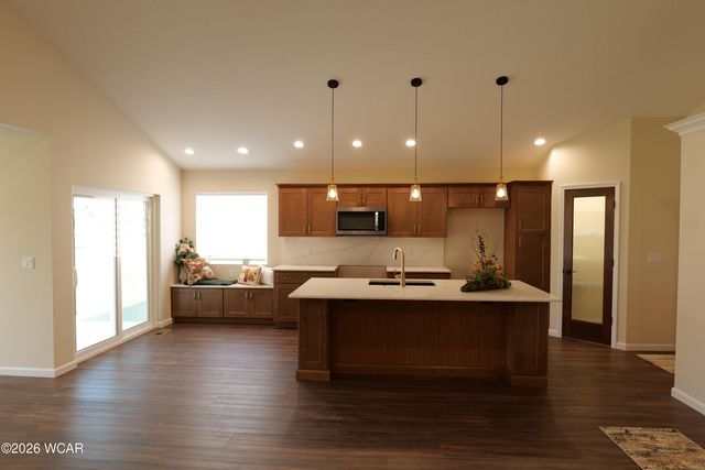 206 Eagles Point East Street E, Lima, OH 45805