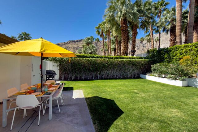 819 N High Road, Palm Springs, CA 92262