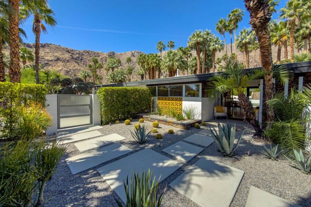 819 N High Road, Palm Springs, CA 92262