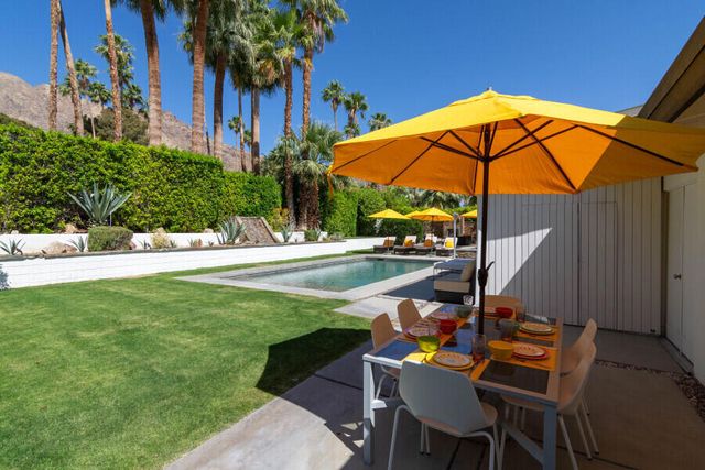 819 N High Road, Palm Springs, CA 92262
