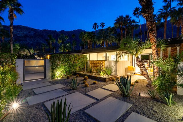 819 N High Road, Palm Springs, CA 92262