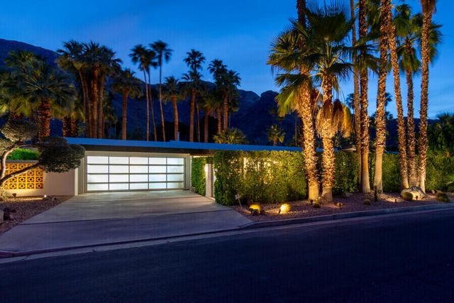 819 N High Road, Palm Springs, CA 92262