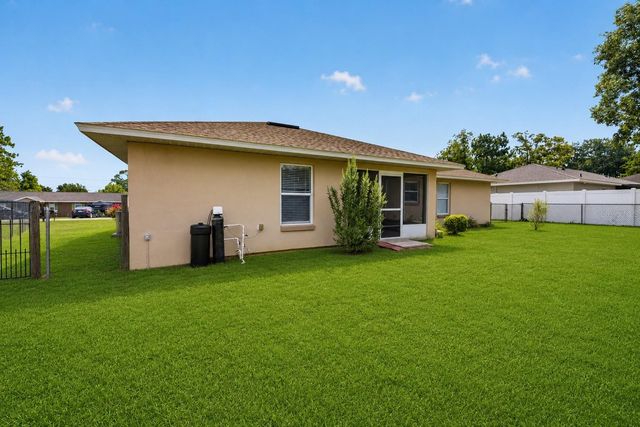 16 FIR TRAIL COURSE, Ocala, FL 34472