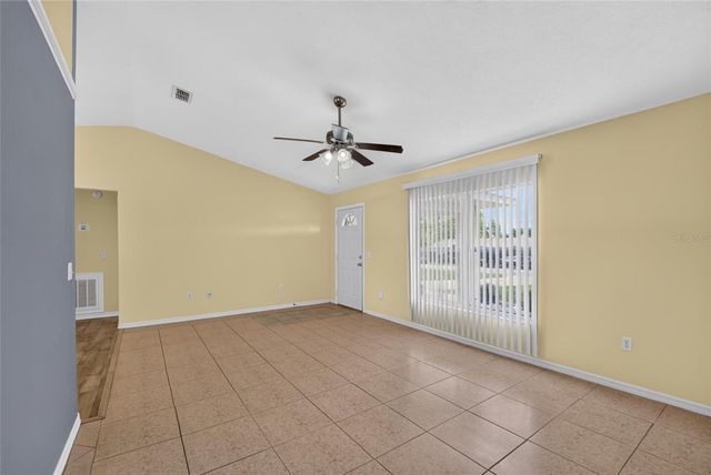 16 FIR TRAIL COURSE, Ocala, FL 34472