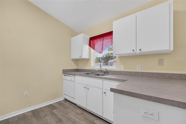 16 FIR TRAIL COURSE, Ocala, FL 34472