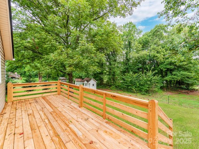 681 Hiddenite Church Road, Hiddenite, NC 28636