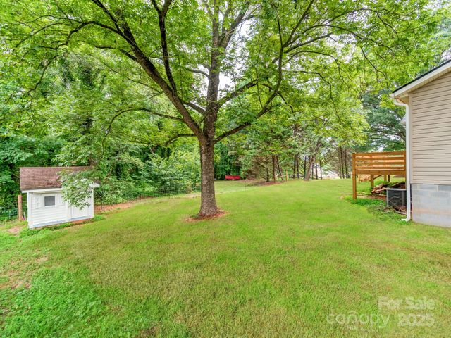 681 Hiddenite Church Road, Hiddenite, NC 28636