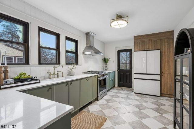 181 Mitchell St, West Orange Twp., NJ 07052