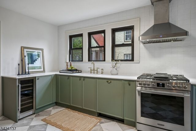 181 Mitchell St, West Orange Twp., NJ 07052