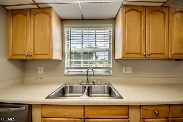 7019 Cedarhurst DR 2, Fort Myers, FL 33919
