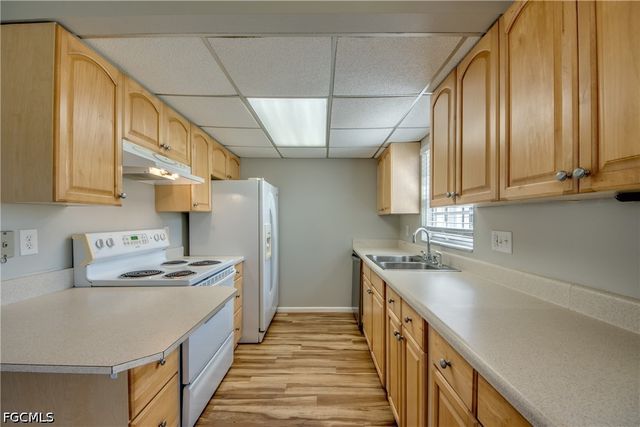 7019 Cedarhurst DR 2, Fort Myers, FL 33919