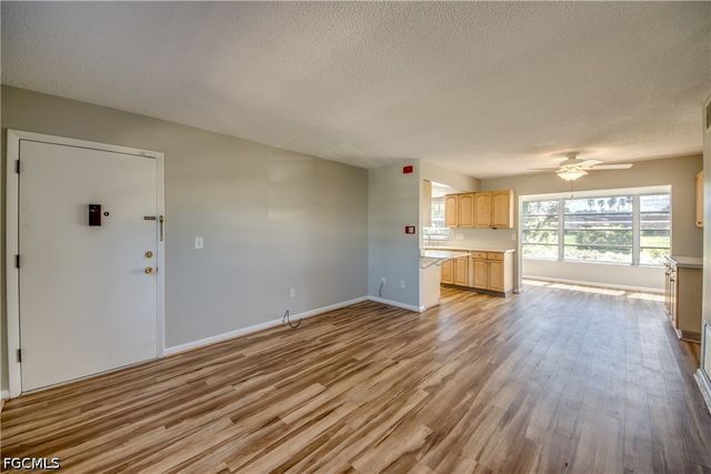 7019 Cedarhurst DR 2, Fort Myers, FL 33919
