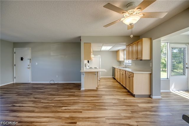 7019 Cedarhurst DR 2, Fort Myers, FL 33919