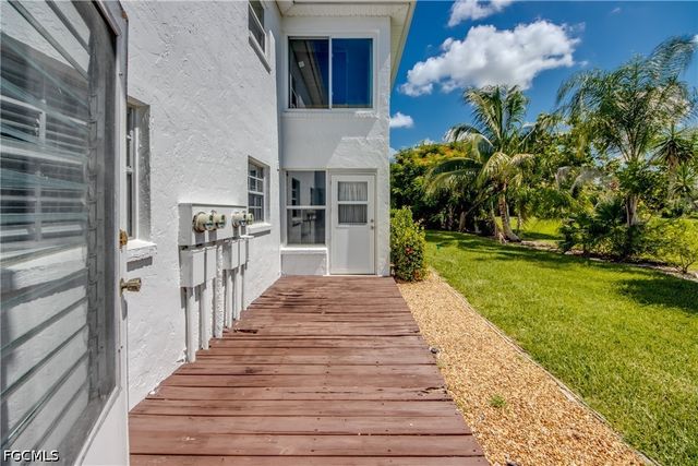 7019 Cedarhurst DR 2, Fort Myers, FL 33919