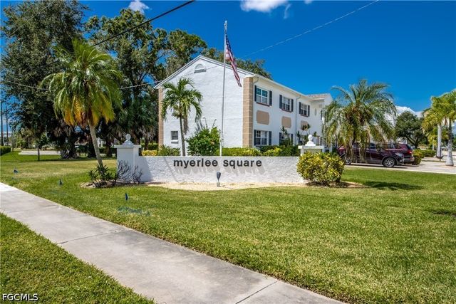 7019 Cedarhurst DR 2, Fort Myers, FL 33919