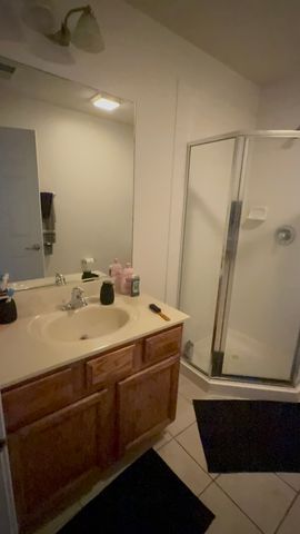 5241 W Galewood Avenue, Chicago, IL 60639