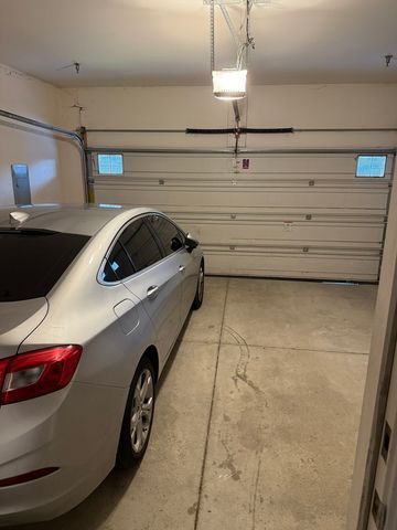 5241 W Galewood Avenue, Chicago, IL 60639