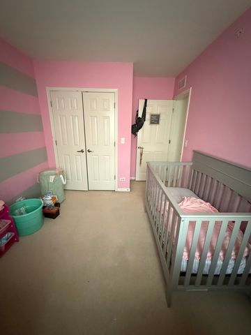 5241 W Galewood Avenue, Chicago, IL 60639