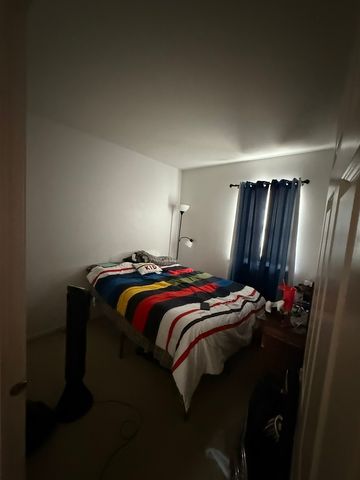 5241 W Galewood Avenue, Chicago, IL 60639