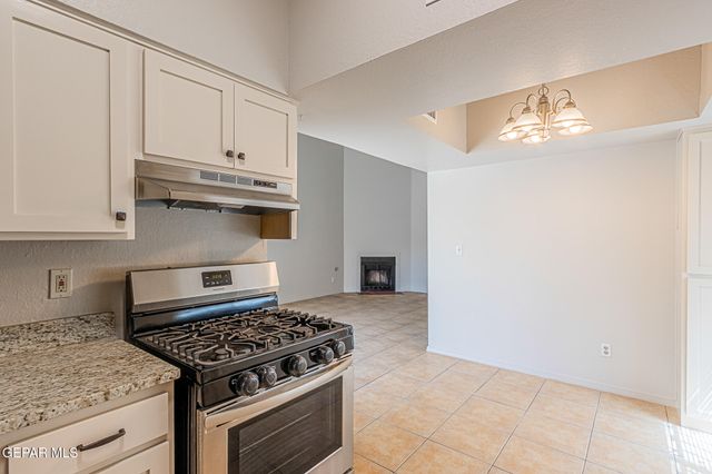 2129 LAKE VICTORIA Drive A, El Paso, TX 79936