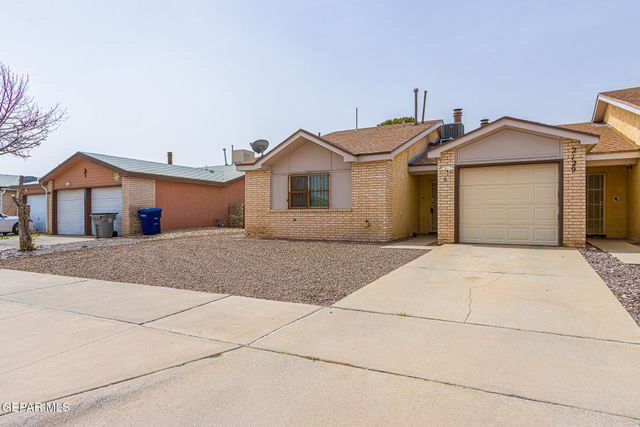2129 LAKE VICTORIA Drive A, El Paso, TX 79936