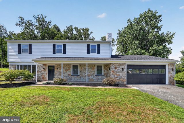 207 SYLVAN DR, Pottstown, PA 19465