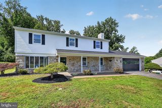 207 SYLVAN DR, Pottstown, PA 19465