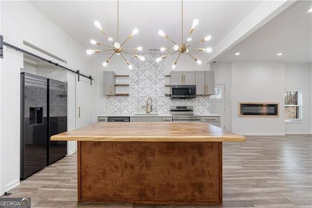 823 Wood Street NW, Atlanta, GA 30318