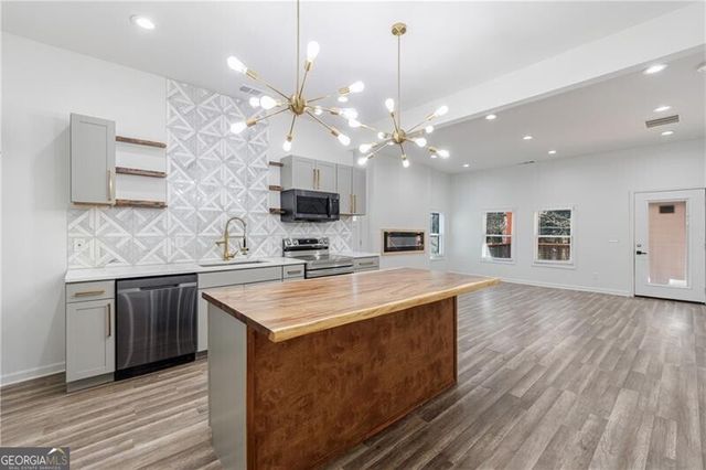 823 Wood Street NW, Atlanta, GA 30318